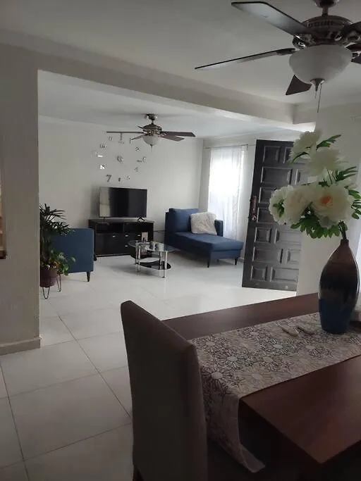 El Mar Villa Cancun